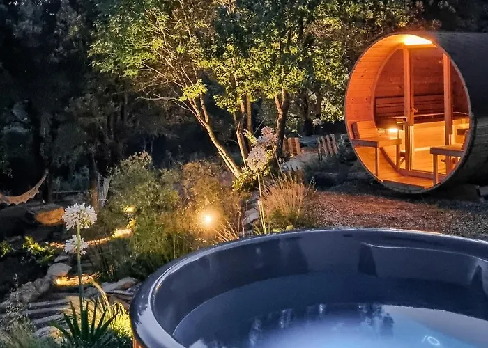 Immersa Nel Giardino Emozionale Della Gualda Vecchia, All'aperto Esclusiva A Pagamento 4* Brancorsi