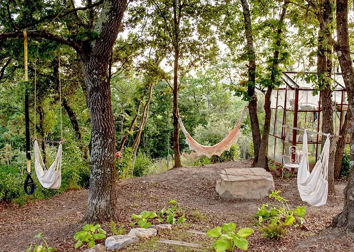 Immersa Nel Giardino Emozionale Della Gualda Vecchia, All'aperto Esclusiva A Pagamento 4*